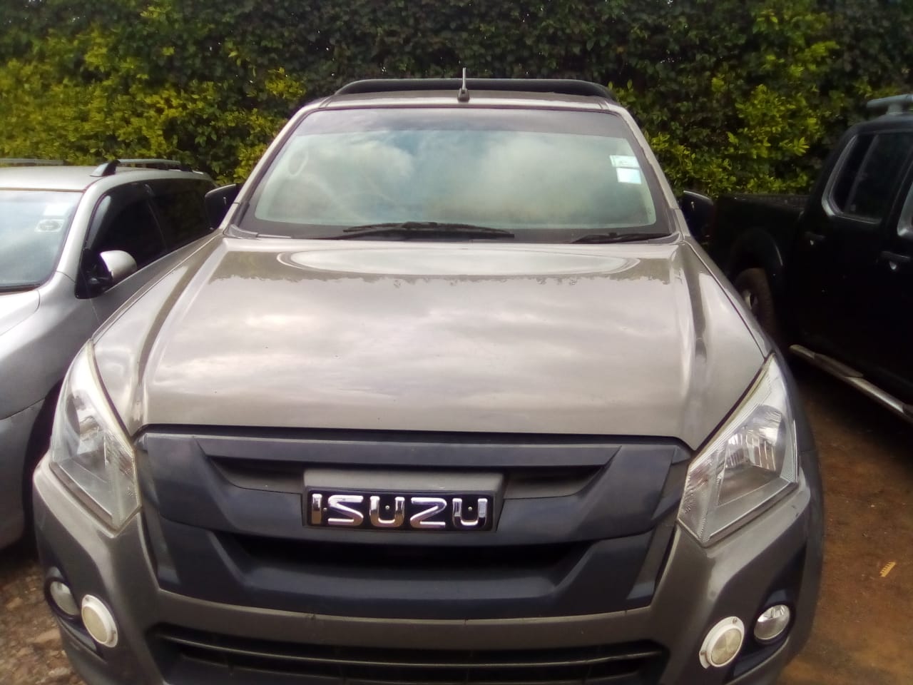 MOTOR VEHICLE AT OUR YARD IN NAIROBI Kisumu/Nairobi Kenya Nyaluoyo Auctioneers at The